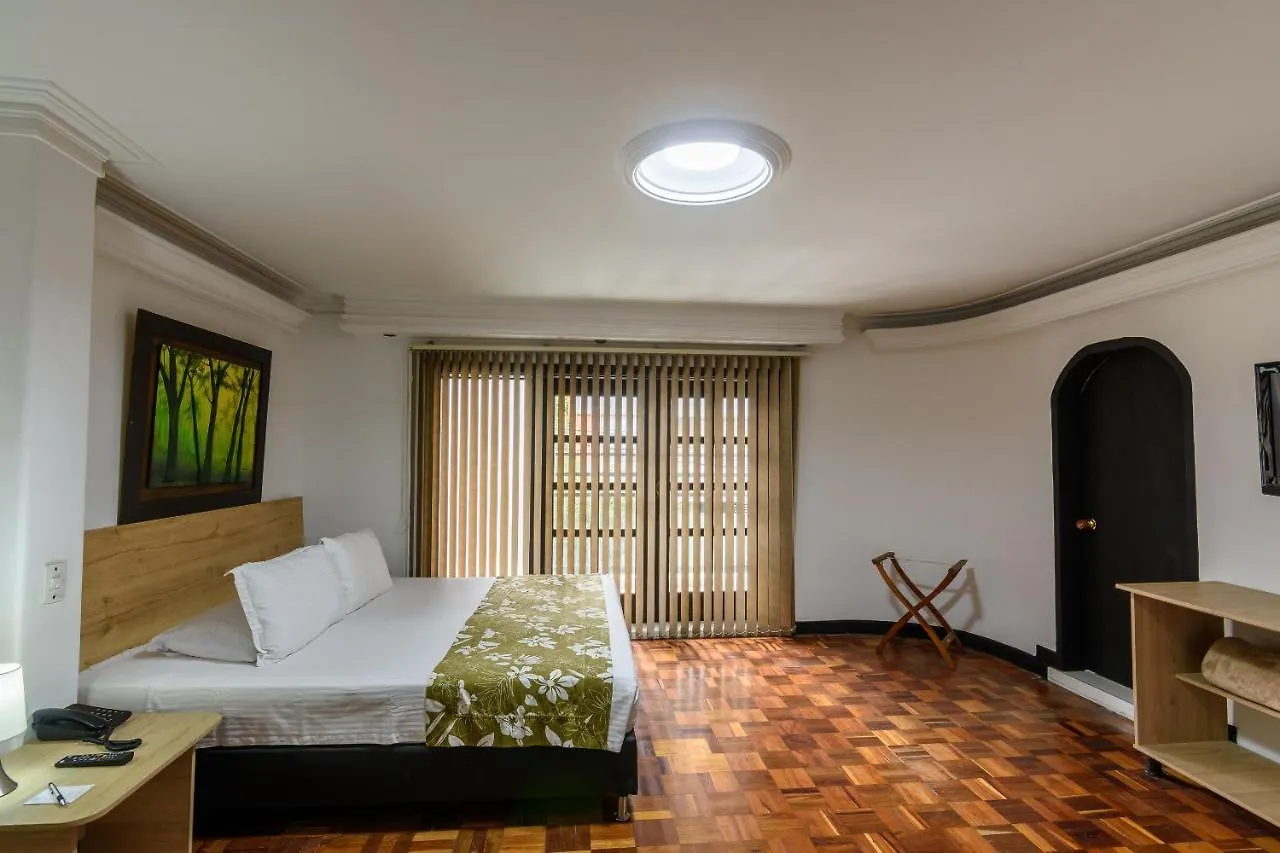ميديلين Hotel Like Home 3*,  كولومبيا